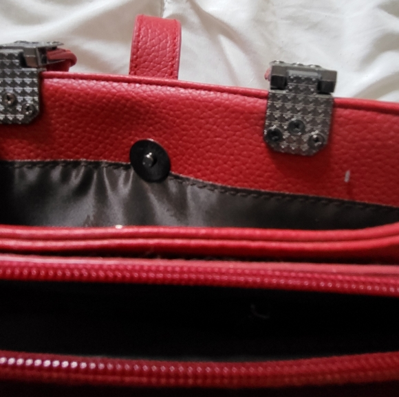 SOLD New Red Purse - Picture 3 of 6